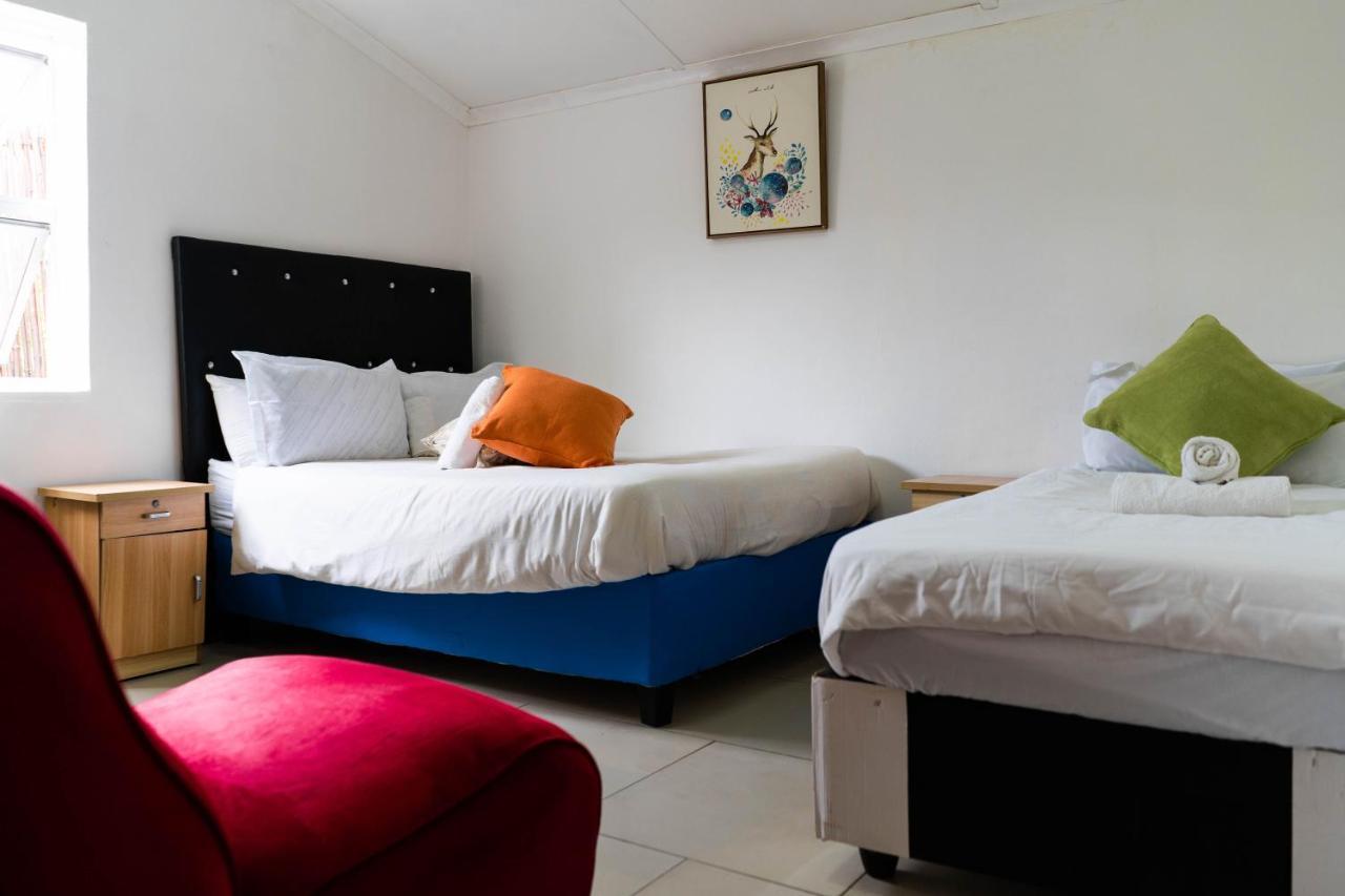 בלוויל Albrine Lodge מראה חיצוני תמונה